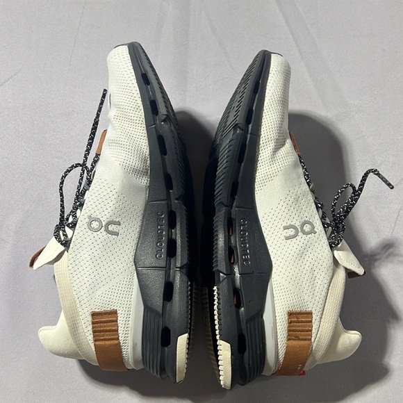 On running cloudnova white pecan M8 - Picture 6 of 12